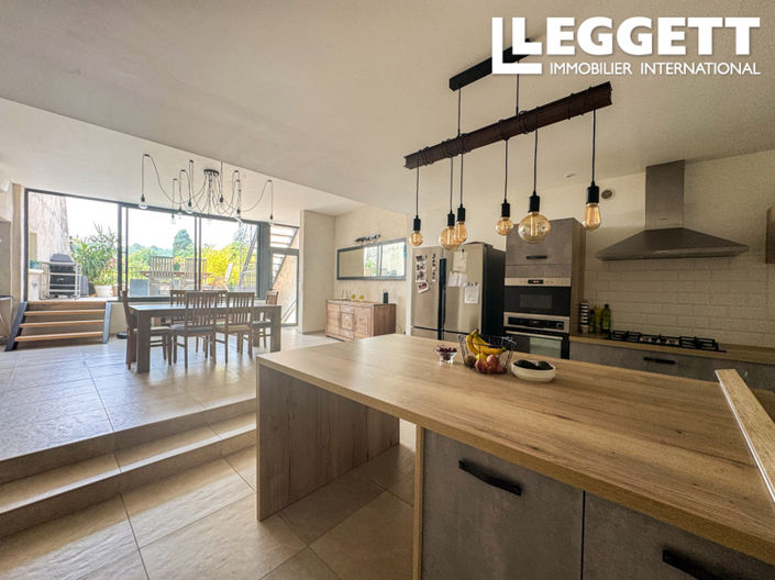 Image No.4-4 Bed House for sale