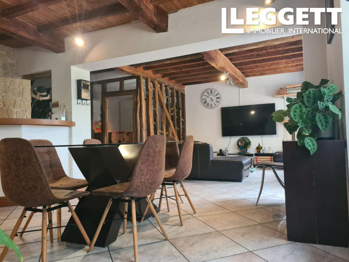 Image No.8-5 Bed House for sale