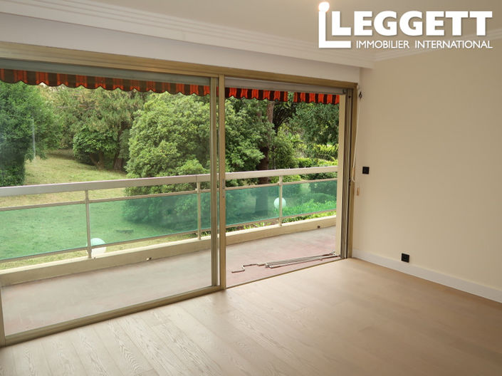 Image No.9-3 Bed Apartment for sale