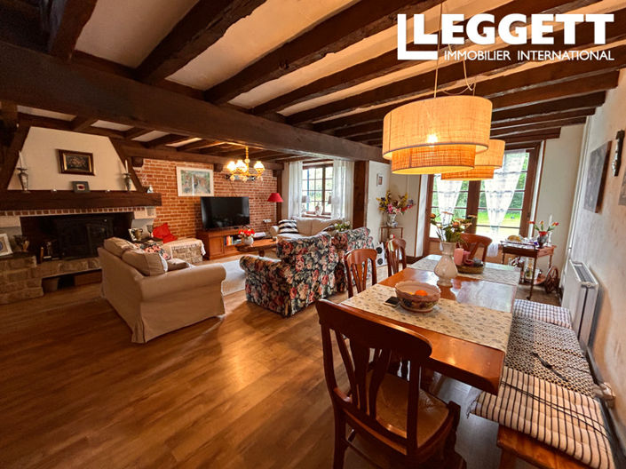 Image No.2-4 Bed House for sale