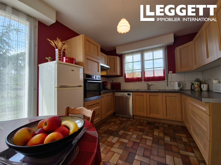 Image No.2-3 Bed House for sale