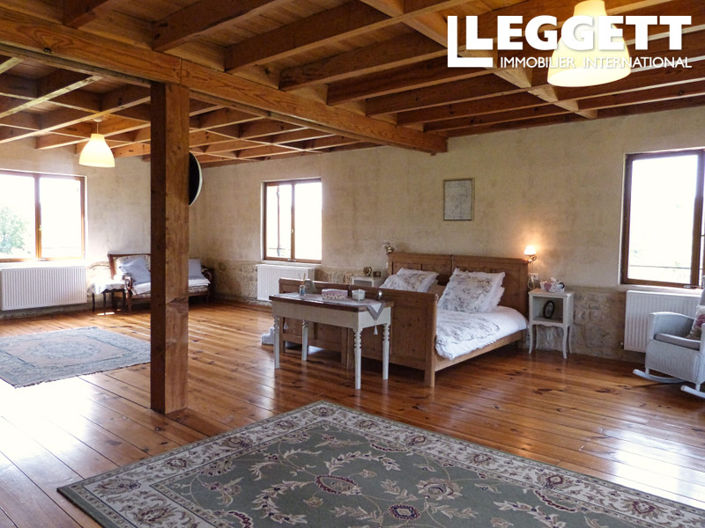 Image No.9-4 Bed House for sale