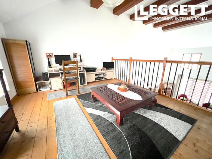 Image No.6-2 Bed House for sale