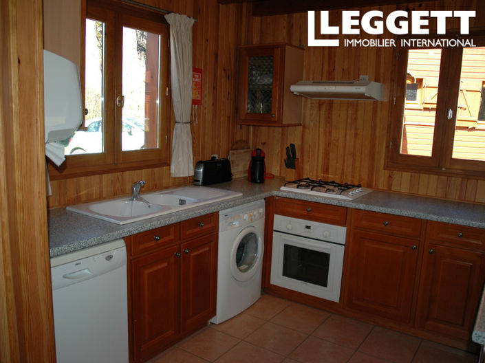 Image No.7-2 Bed House for sale