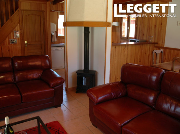 Image No.9-2 Bed House for sale