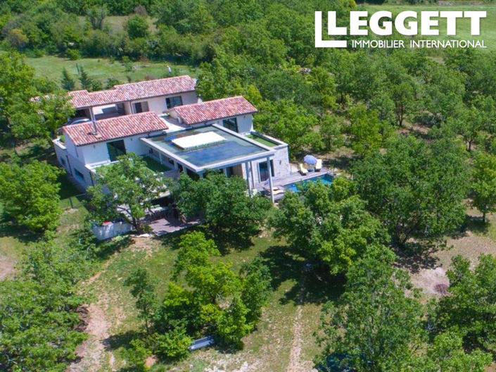 Image No.10-5 Bed House for sale