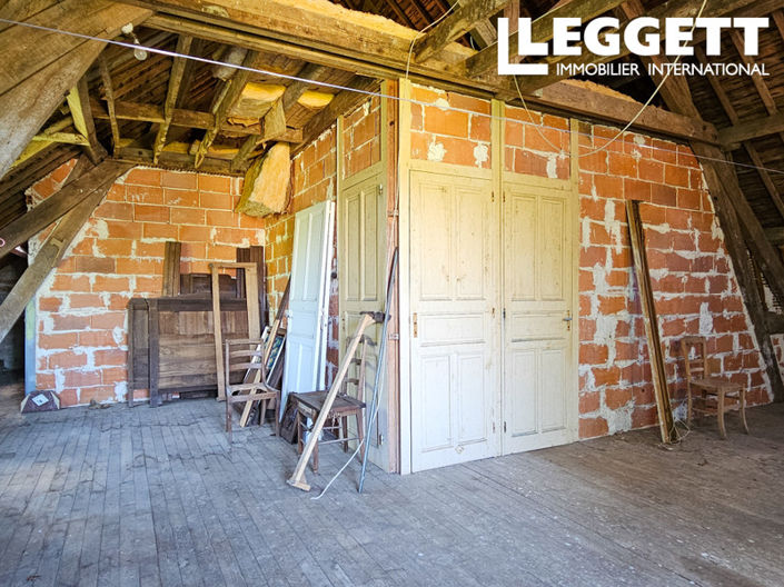 Image No.10-3 Bed House for sale