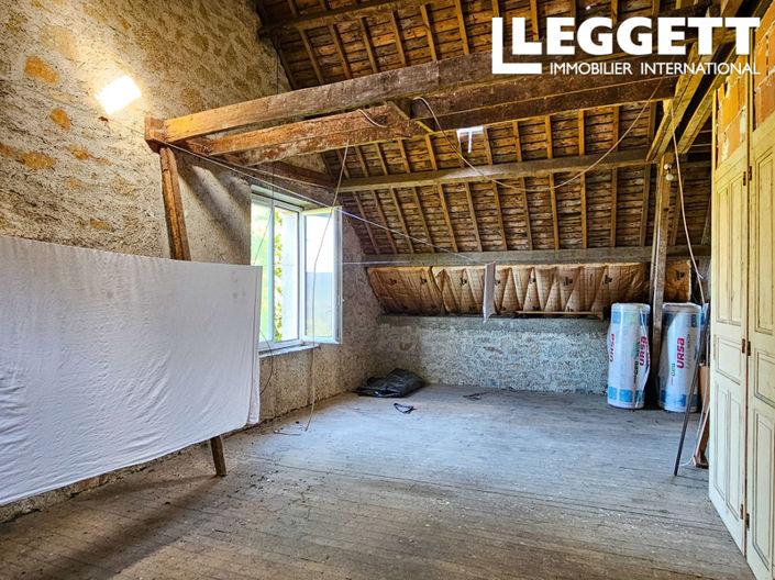 Image No.9-3 Bed House for sale