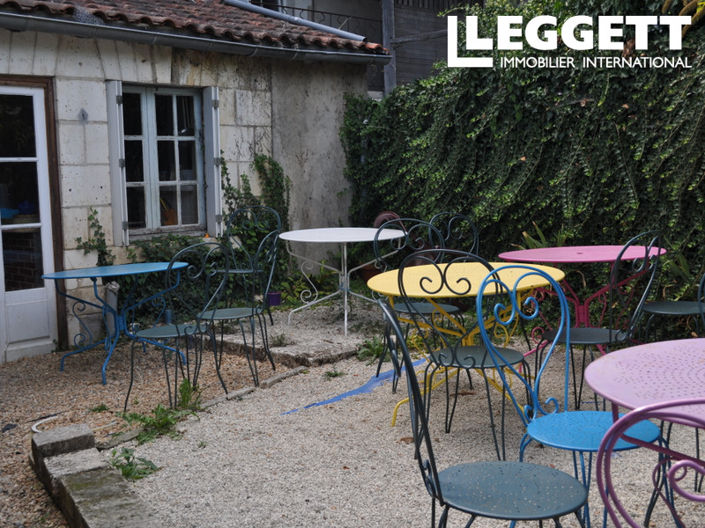 Image No.10-3 Bed House for sale