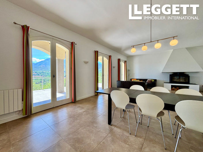 Image No.10-7 Bed House for sale