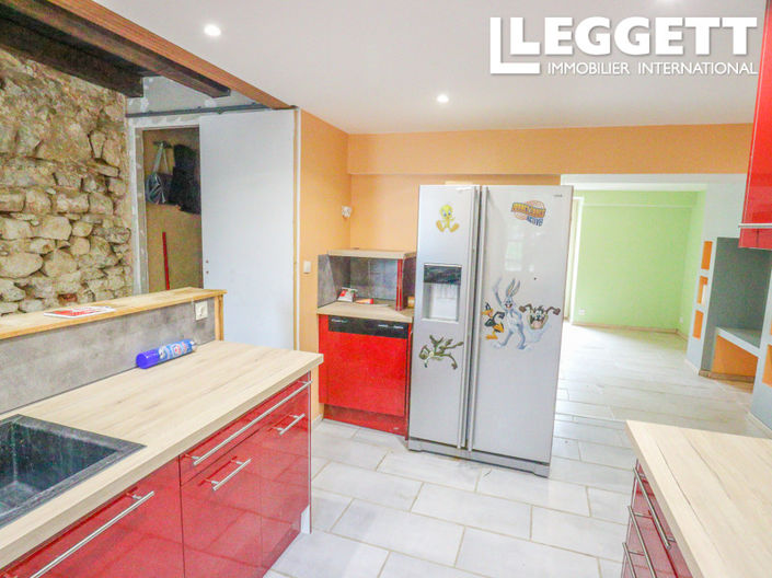 Image No.2-4 Bed House for sale