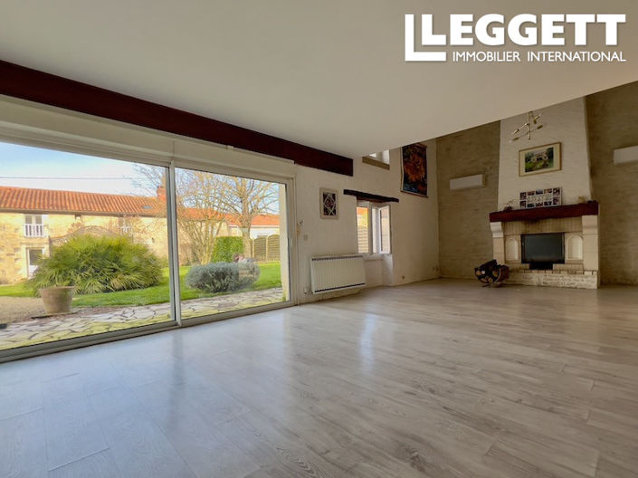 Image No.5-7 Bed House for sale