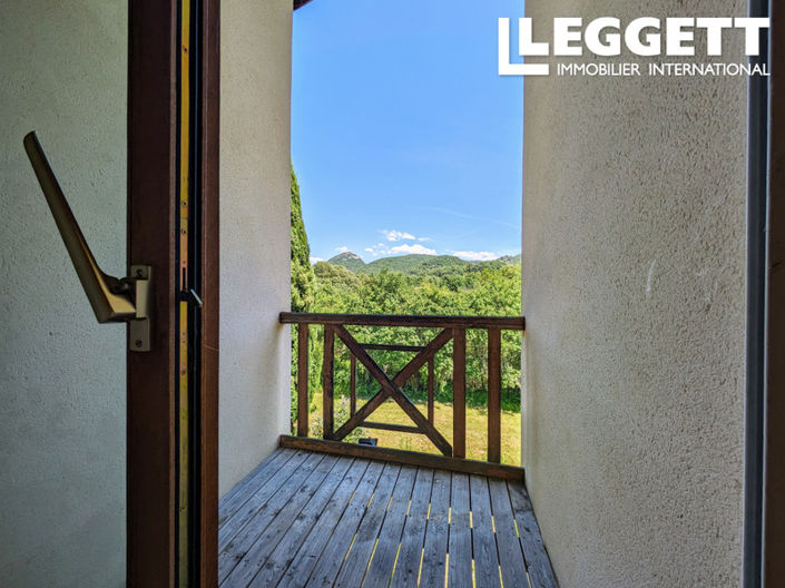 Image No.10-4 Bed House for sale