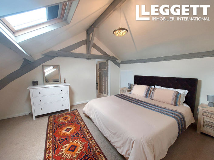 Image No.6-4 Bed House for sale