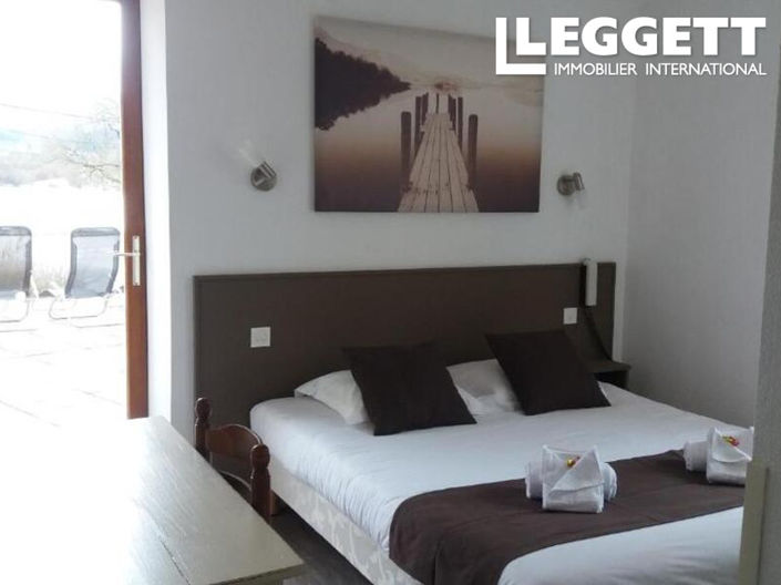 Image No.5-13 Bed House for sale