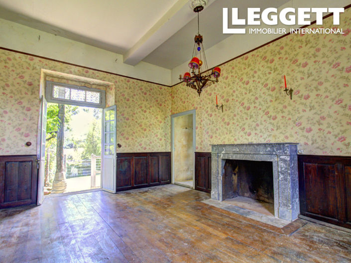 Image No.4-10 Bed Chateaux for sale