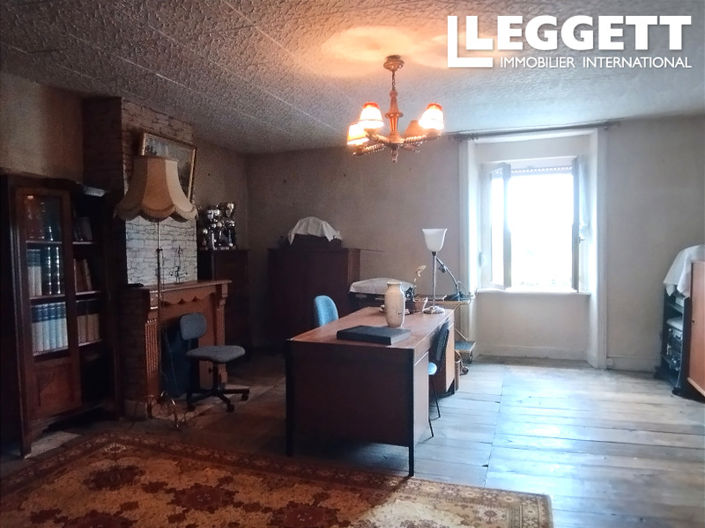 Image No.6-5 Bed House for sale