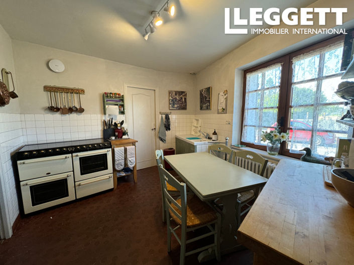 Image No.6-3 Bed House for sale