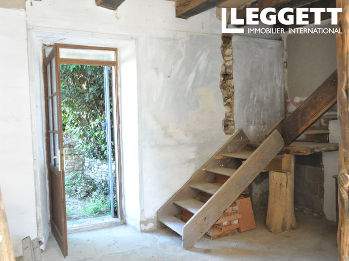 Image No.4-2 Bed House for sale