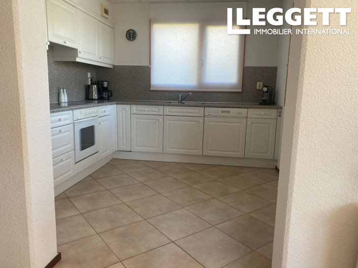 Image No.9-3 Bed House for sale