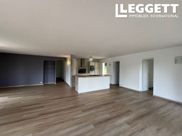 Image No.3-4 Bed House for sale