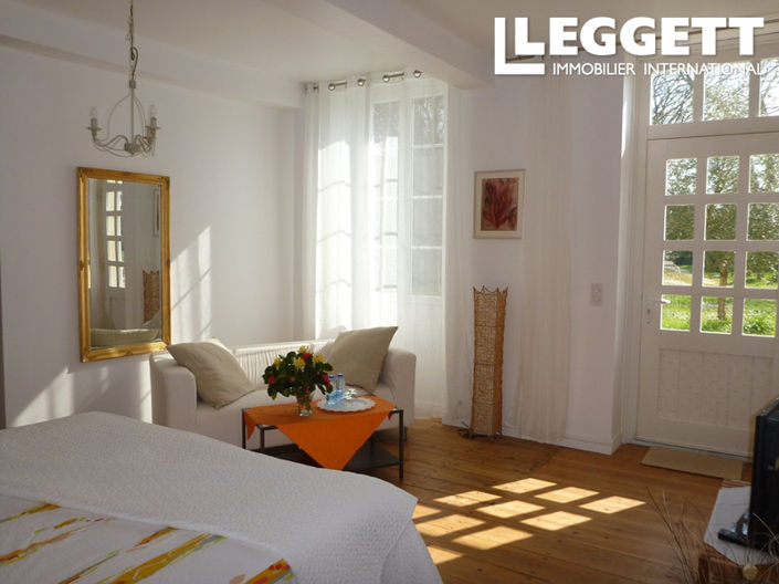 Image No.7-14 Bed House for sale