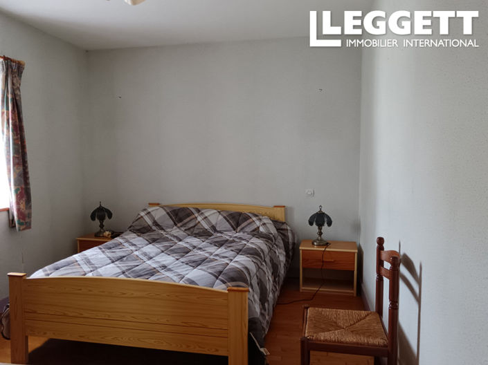 Image No.5-4 Bed House for sale