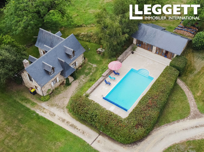 Image No.10-14 Bed Chateaux for sale