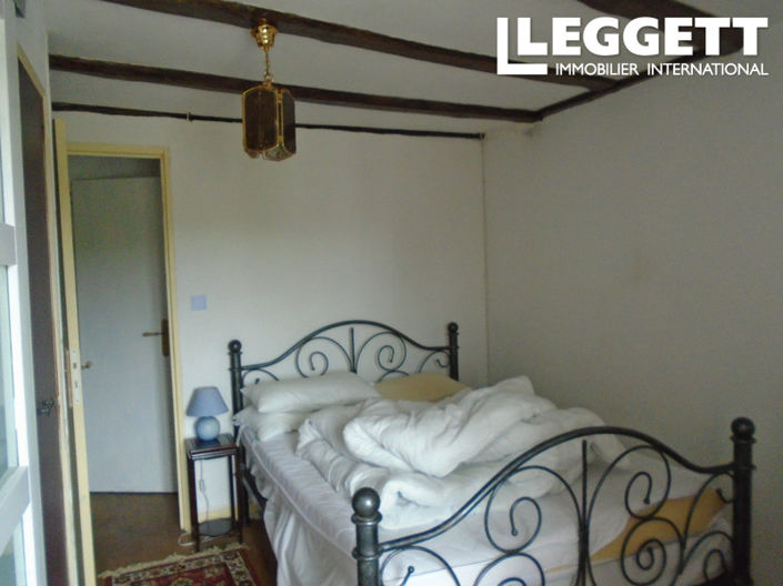 Image No.9-6 Bed House for sale