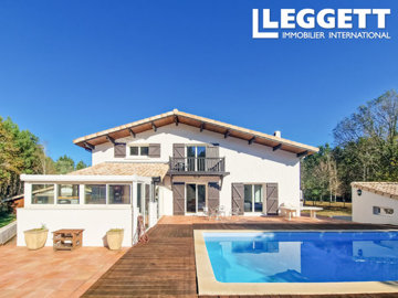 5 Bed House for sale