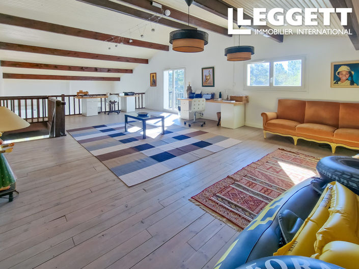 Image No.4-5 Bed House for sale