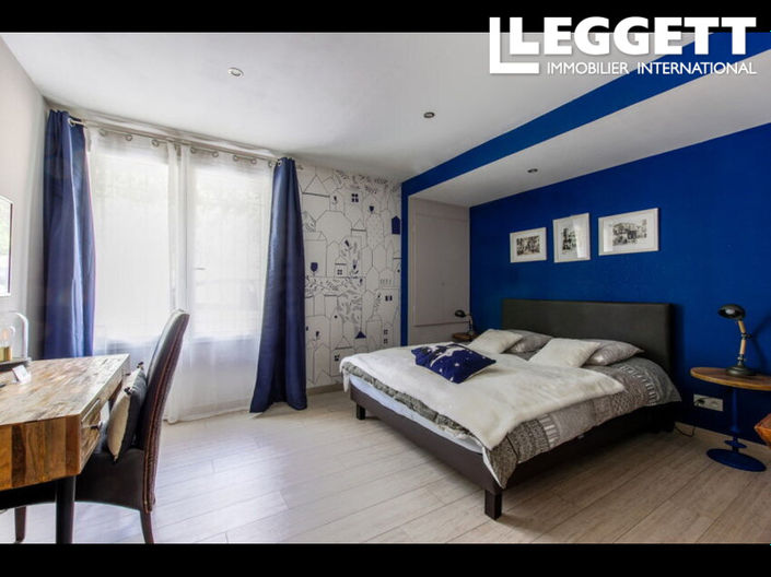 Image No.10-7 Bed House for sale