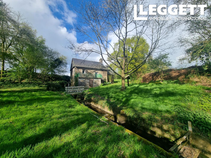 Image No.1-4 Bed Land for sale