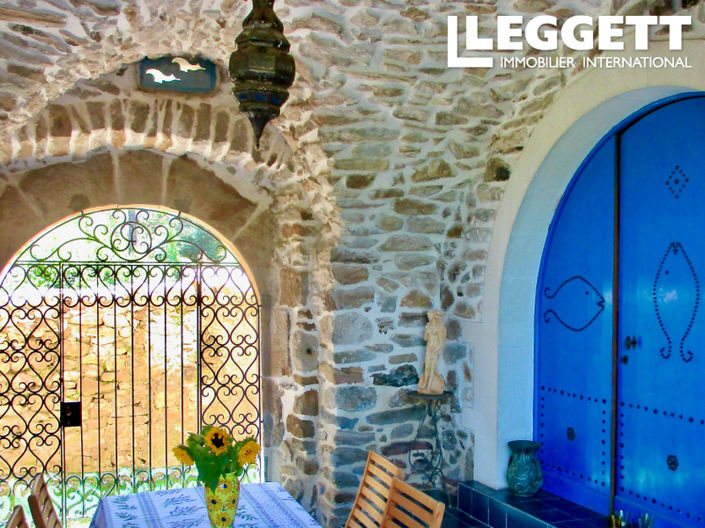 Image No.5-6 Bed House for sale