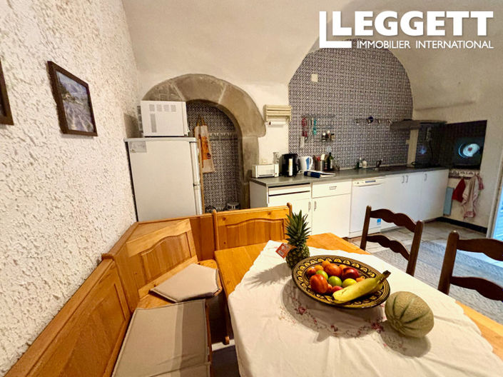 Image No.6-6 Bed House for sale