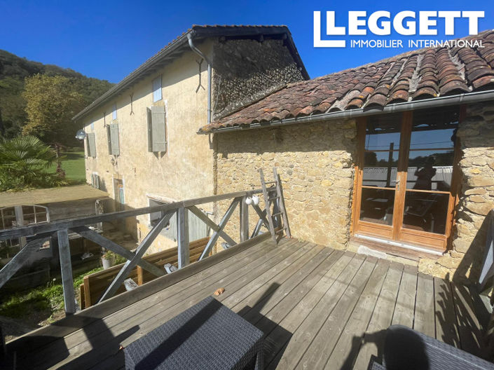 Image No.2-4 Bed House for sale