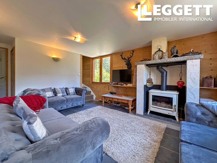 Image No.2-5 Bed House for sale