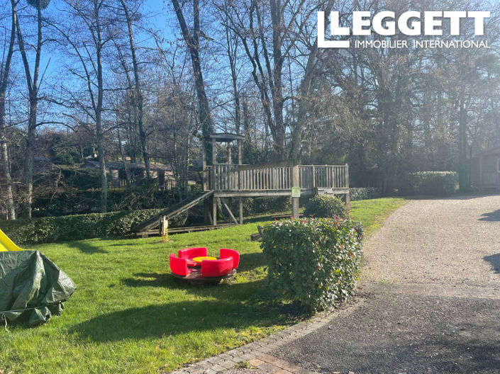 Image No.8-67 Bed Commercial for sale