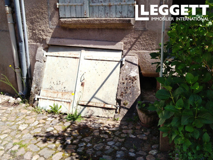 Image No.9-2 Bed House for sale