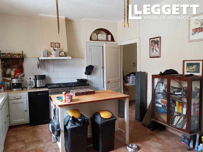 Image No.2-4 Bed House for sale