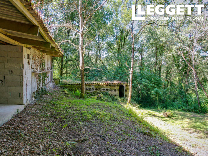 Image No.7-Bar for sale