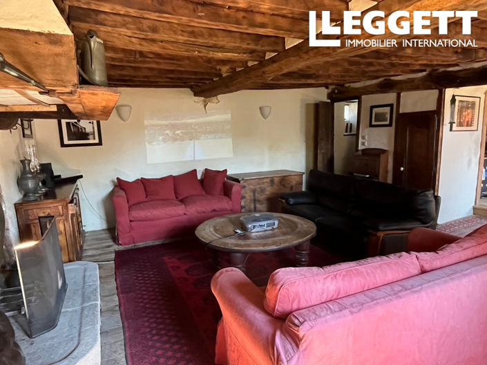 Image No.6-3 Bed House for sale