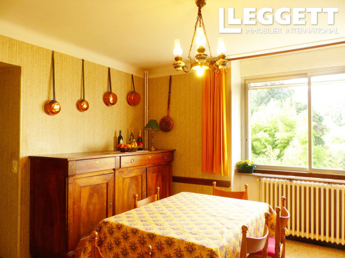 Image No.5-6 Bed House for sale