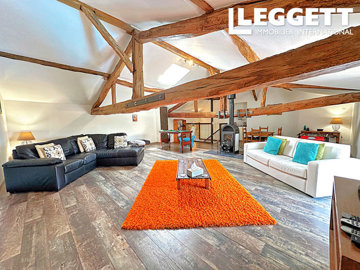 ahr0chm6ly9jzg4uagvzdglhlmltbw8vaw1hz2uvvevom