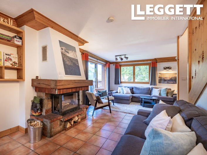 Image No.5-8 Bed House for sale