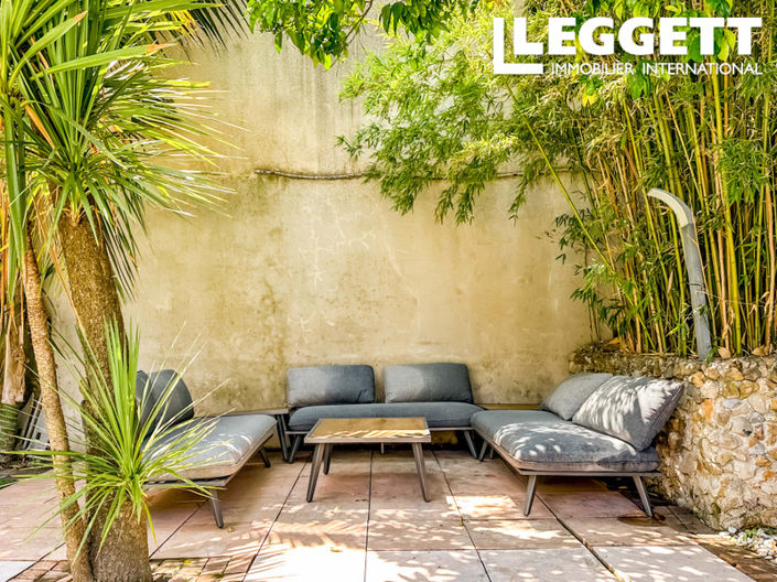 Image No.7-5 Bed House for sale