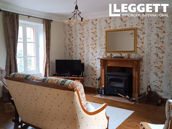 Image No.2-3 Bed House for sale