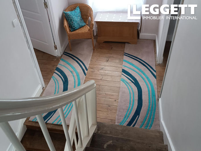 Image No.9-3 Bed House for sale