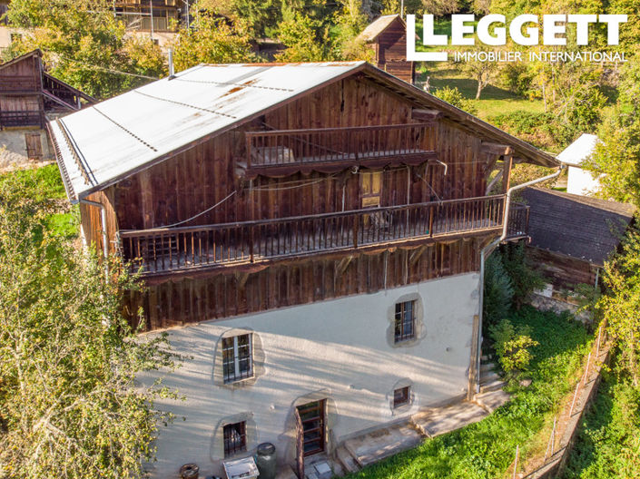 Image No.1-4 Bed House for sale