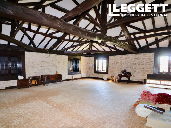 Image No.9-3 Bed House for sale